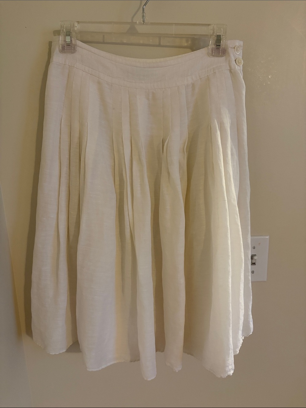 Banana Republic Silk Skirt - Picture 3 of 11